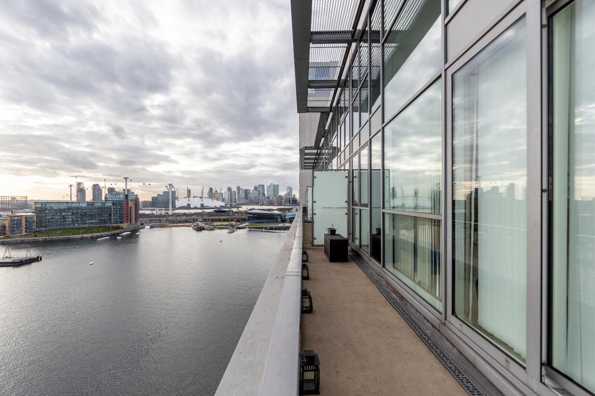 Excel Dock Apartments ロンドン エクステリア 写真